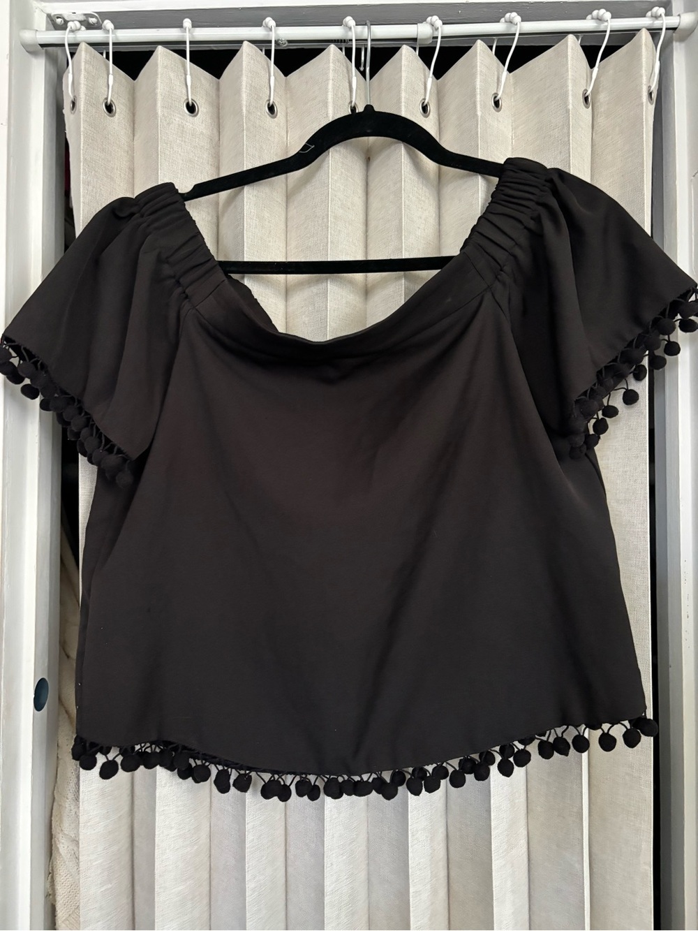 Willow & Clay Black Pom-Pom Off-Shoulder Crop Top